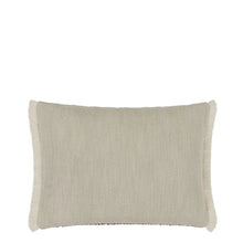 Indlæs billede til gallerivisning Designers Guild Pradelles Zinc Cushion