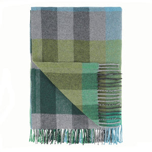 Designers Guild Bampton Emerald Woven Throw Reverse