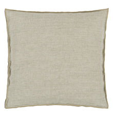 Indlæs billede til gallerivisning Designers Guild Brera Lino Seagrass &amp; Natural Cushion Reverse