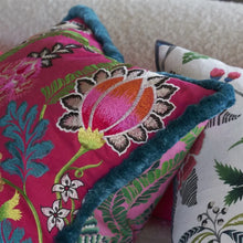 Indlæs billede til gallerivisning Designers Guild Brocart Décoratif Embroidered Cerise Cushion side view