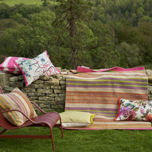 Indlæs billede til gallerivisning Designers Guild Chinoiserie Peony Flower Outdoor Cushion Collection