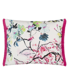 Indlæs billede til gallerivisning Designers Guild Chinoiserie Peony Flower Outdoor Cushion Front