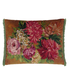 Indlæs billede til gallerivisning Designers Guild Fleurs d&#39;Artiste Velours Terracotta Cushion