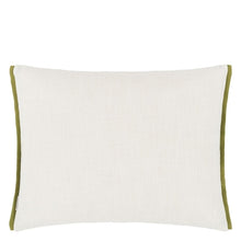 Indlæs billede til gallerivisning Foglia Decorativa Embroidered Moss Cushion reverse, by Designers Guild