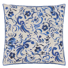 Indlæs billede til gallerivisning Designers Guild Kawana Cobalt Linen Cushion