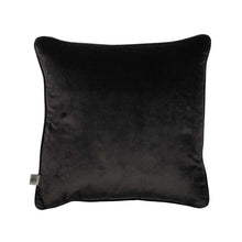 Indlæs billede til gallerivisning Timorous Beasties Crab Sage Velvet Cushion Reverse